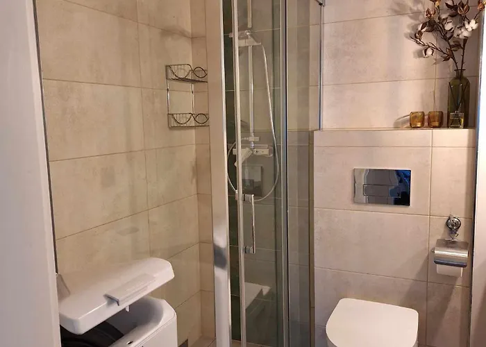 Mt Burszynowe Osiedle ג'אנטאר